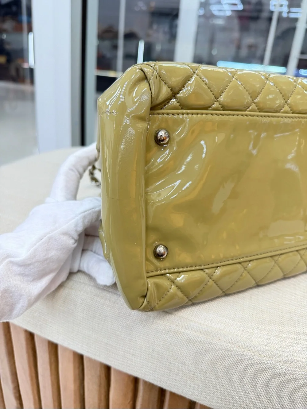 CHANEL classic quilted